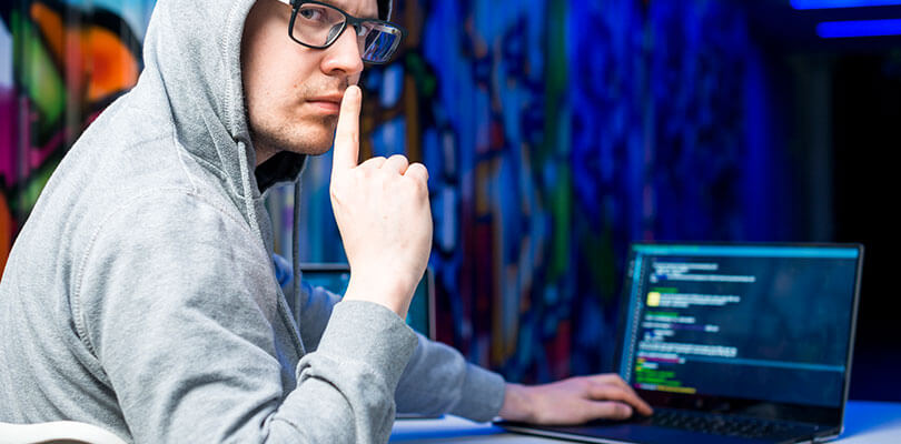 Furtos e Desvios - Detetive Particular Adriana Oliveira